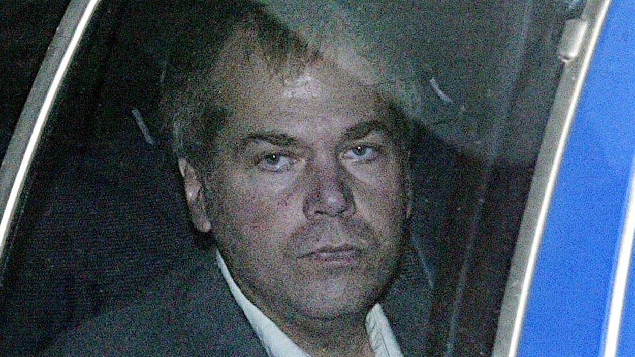 Photo d'archives de John Hinckley à son arrivée au palais de justice de Washington, en 2003.