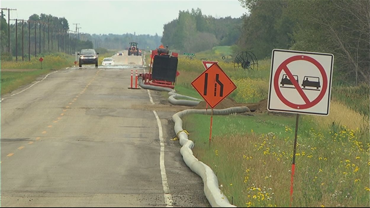 Une section du tuyau de 30 km qui doit approvisionner la Ville de Prince Albert en eau à partir de la rivière Saskatchewan Sud.