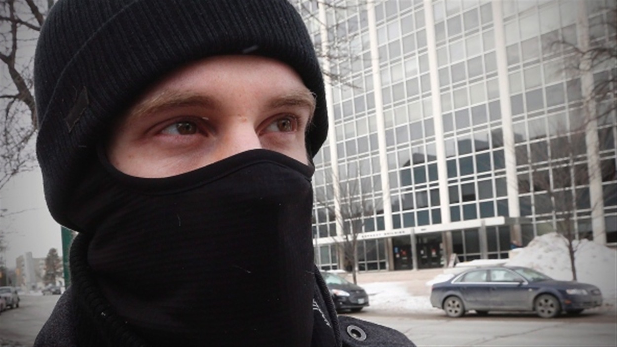 Aaron Driver lors de sa comparution à Winnipeg en février 2016