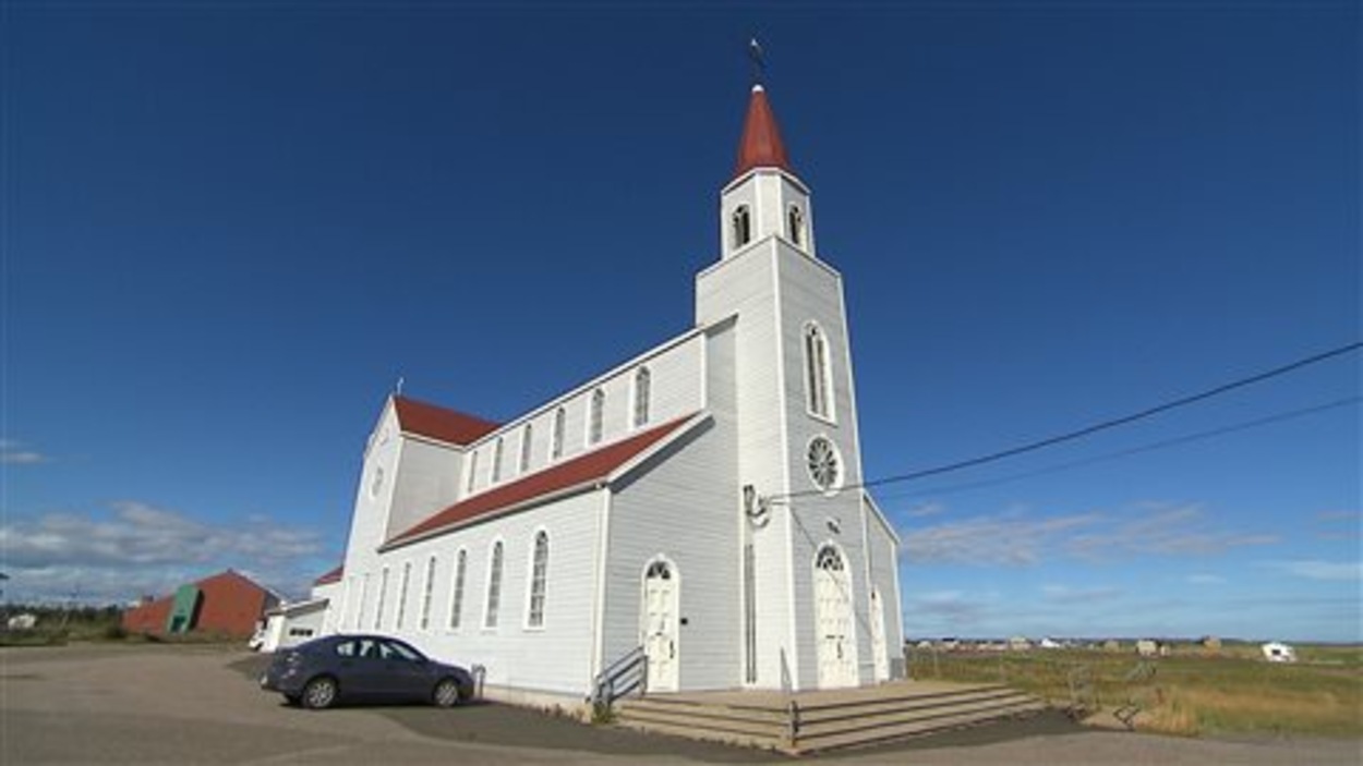 Visite de l’église centenaire de RivièreauTonnerre RadioCanada