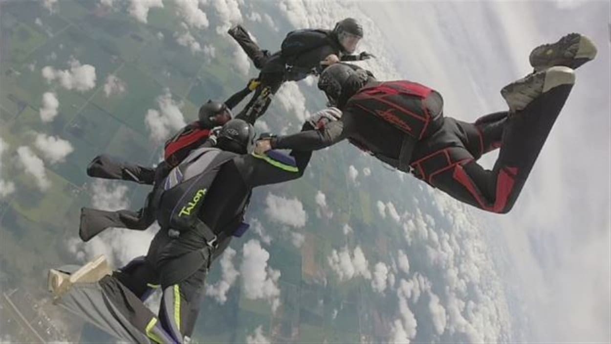 Jeune parachutiste mort