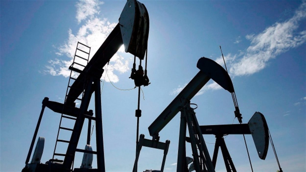 Des puits de forage de pétrole
