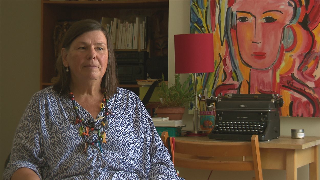 Jacqueline Chénard est toujours fidèle à la poste