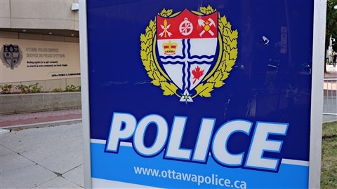 Quartier général du Service de police d'Ottawa, rue Elgin