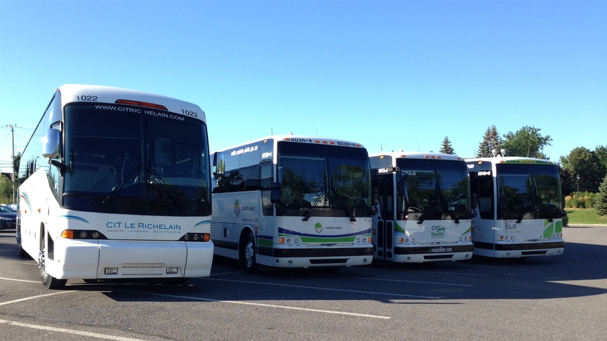 Quelque 130 autobus intelligents desserviront 12 villes en Montérégie.