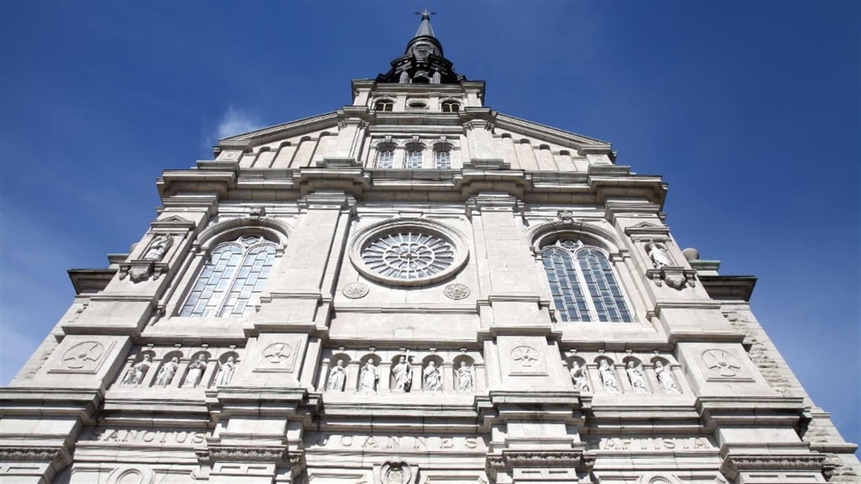 L'église Saint-Jean-Baptiste.