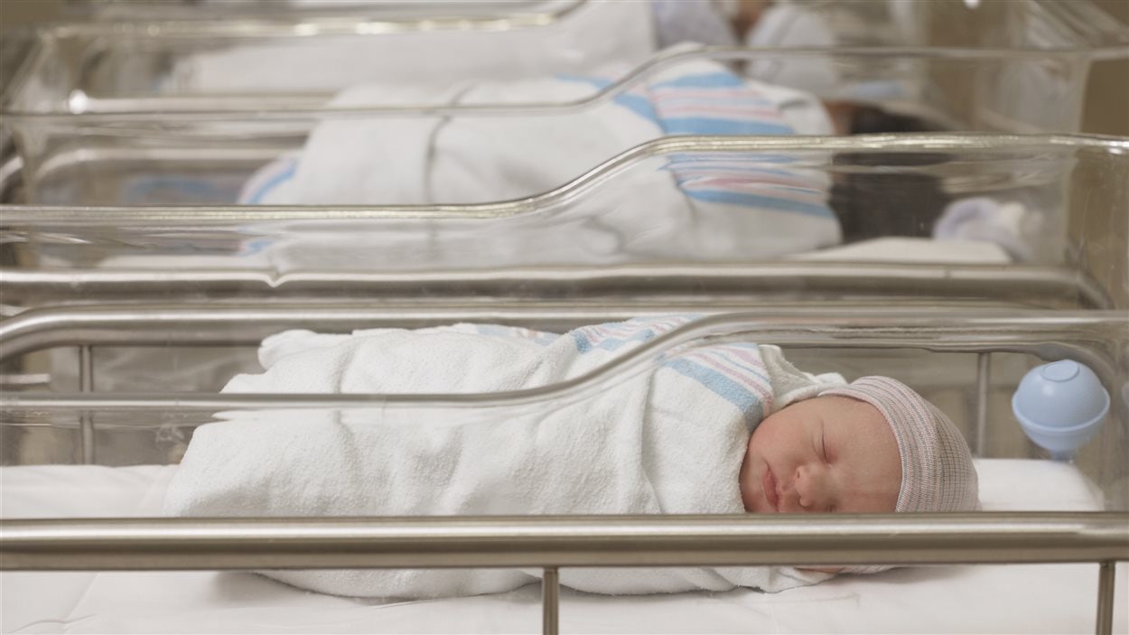 Après 40 ans, deux Manitobains de Norway House apprennent qu'ils ont été échangés à la naissance.