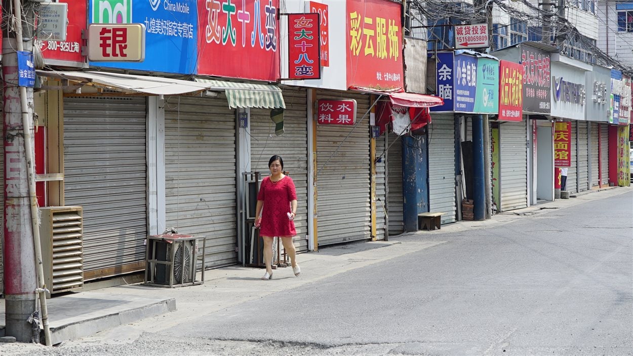 Plusieurs commerces de Hangzhou ont dû fermer leurs portes un mois avant que débute le sommet du G20. Le gouvernement communiste n'a jamais dévoilé le montant des pertes subies par les propriétaires.
