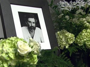 Les proches du réalisateur André Melançon lui ont rendu hommage lors d'une cérémonie privée, samedi, à la cinémathèque québécoise à Montréal.