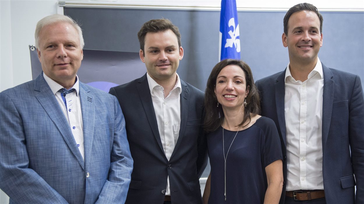 De gauche à droite : Jean-François Lisée, Paul St-Pierre-Plamondon, Martine Ouellet et Alexandre Cloutier