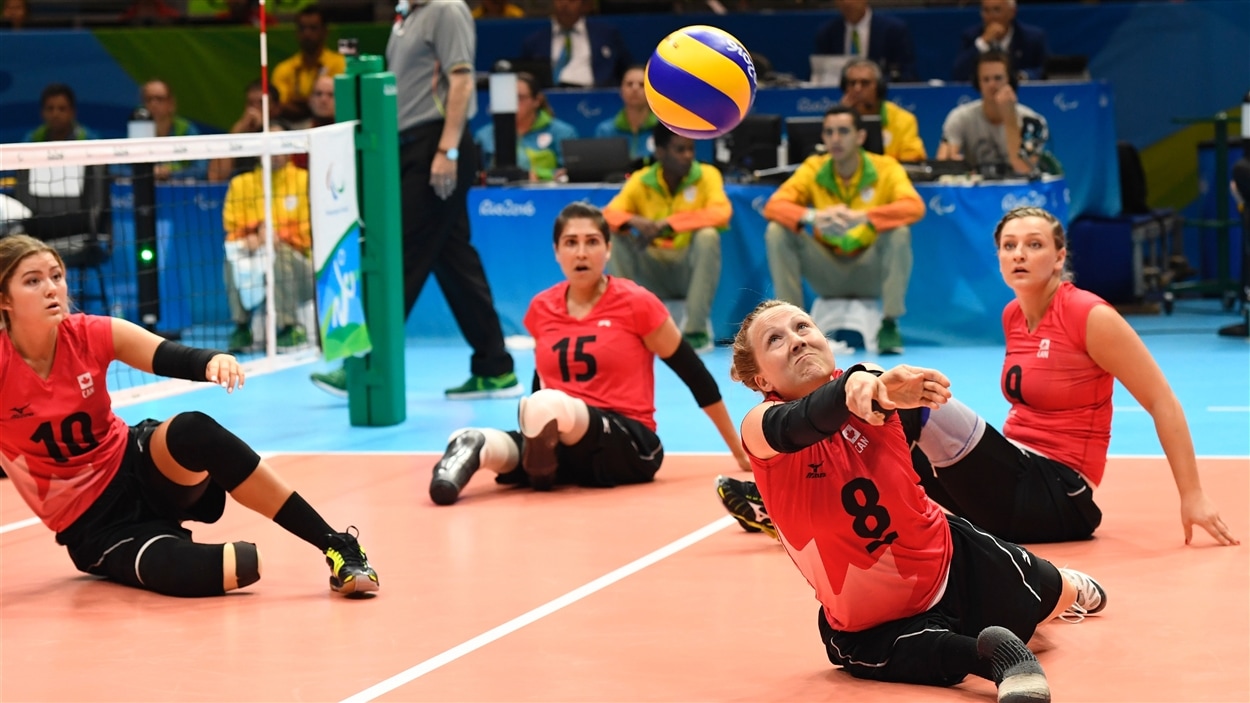 L'équipe canadienne de volleyball assis aux Jeux paralympiques de Rio