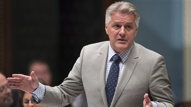 Senator Lessard Tous les partis d'opposition réclament la tête du ministre Lessard ...