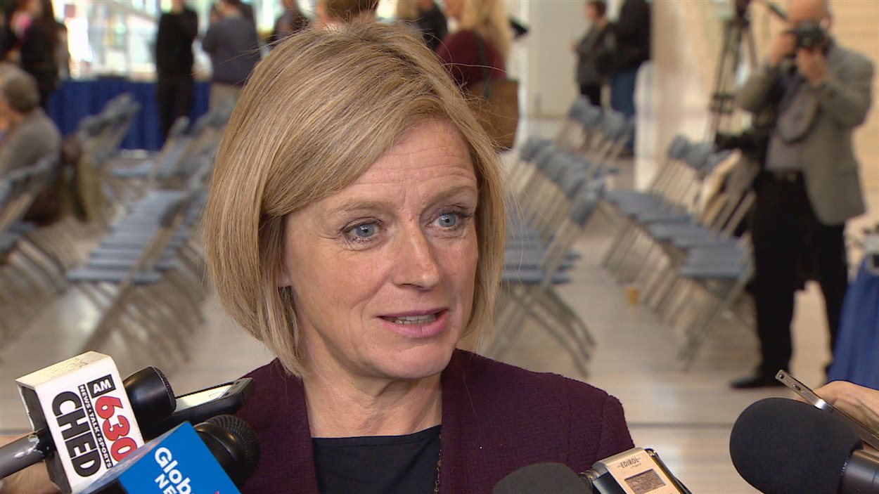La première ministre de l'Alberta Rachel Notley.