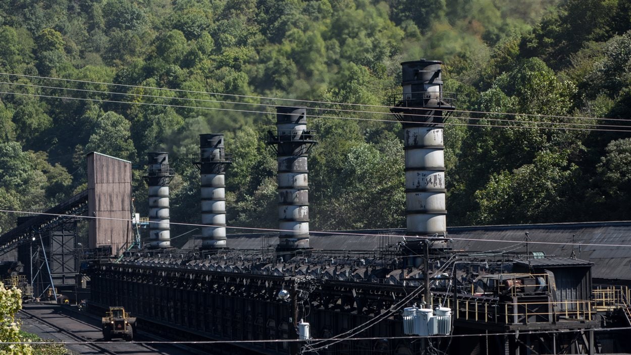 Une mine de charbon encore active à Grundy, en Virginie