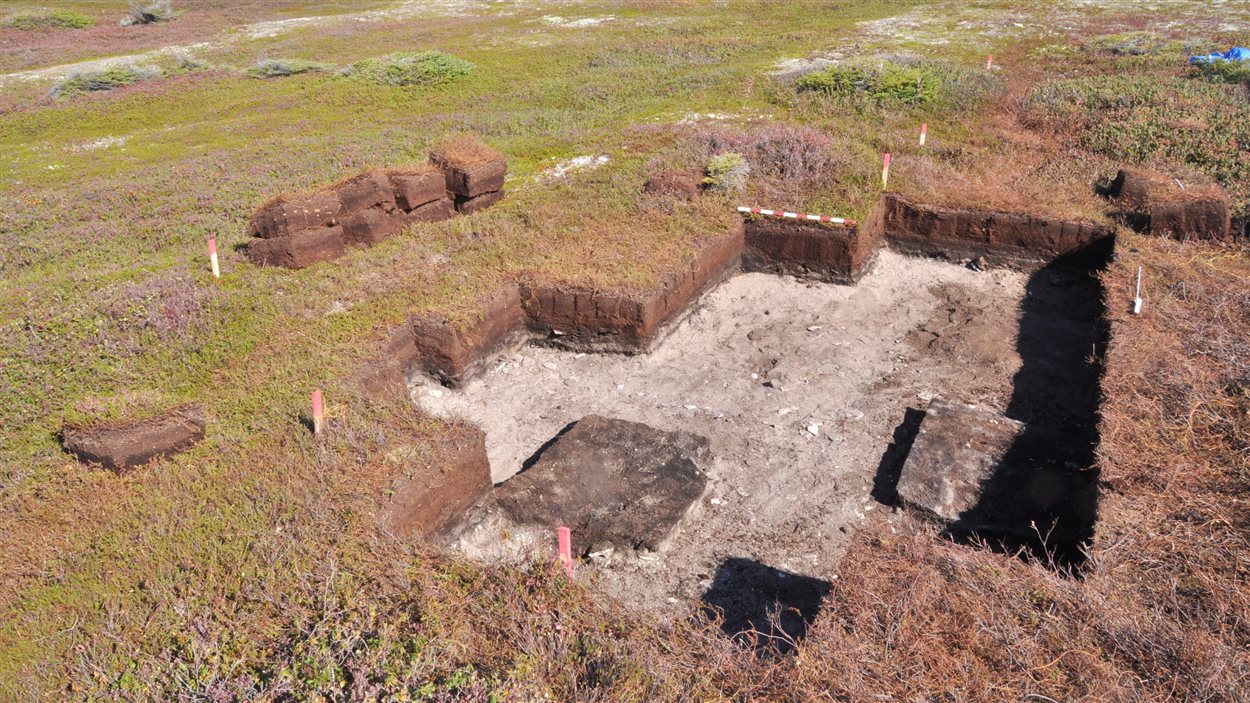 Fouilles archéologiques à l'île Nu