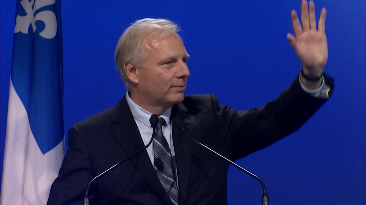 Jean-François Lisée est nommé chef du Parti québécois.