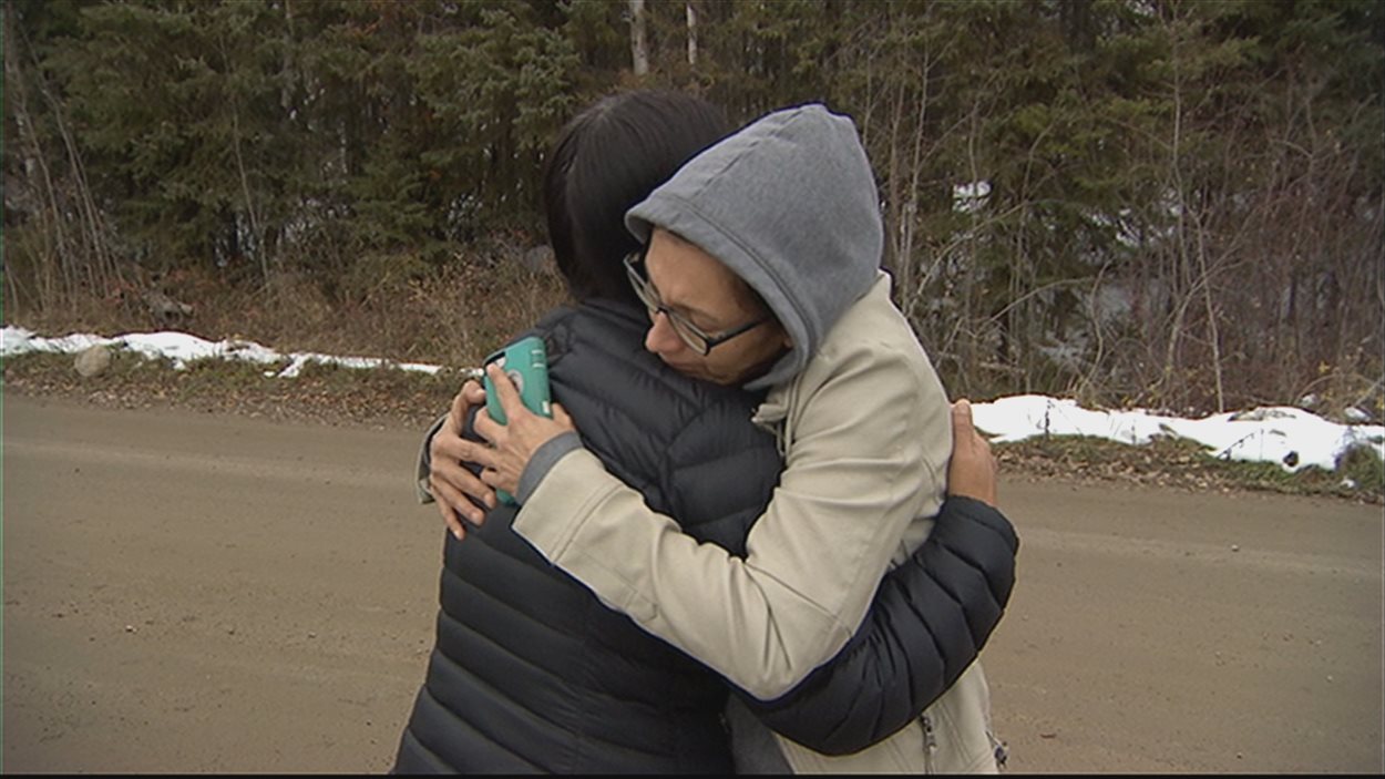 Les communautés de La Ronge et Stanley Mission, à 300 kilomètres au nord de Prince Albert, sont en deuil après le suicide de trois filles en moins d'une semaine.