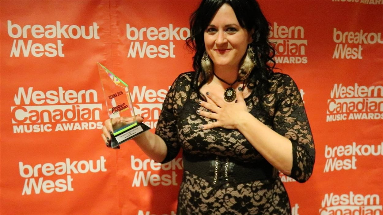 Jocelyne Baribeau du Manitoba lors du gala des prix de la musique de l'Ouest 2016