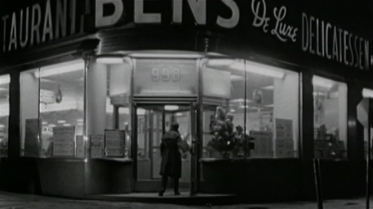 Leonard Cohen visitait de nuit le déli Ben's, aujourd'hui disparu du centre-ville montréalais.