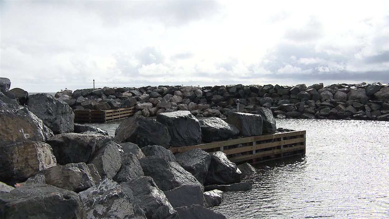Les pêcheurs mécontents des travaux effectués au quai de SainteThérèsedeGaspé RadioCanada