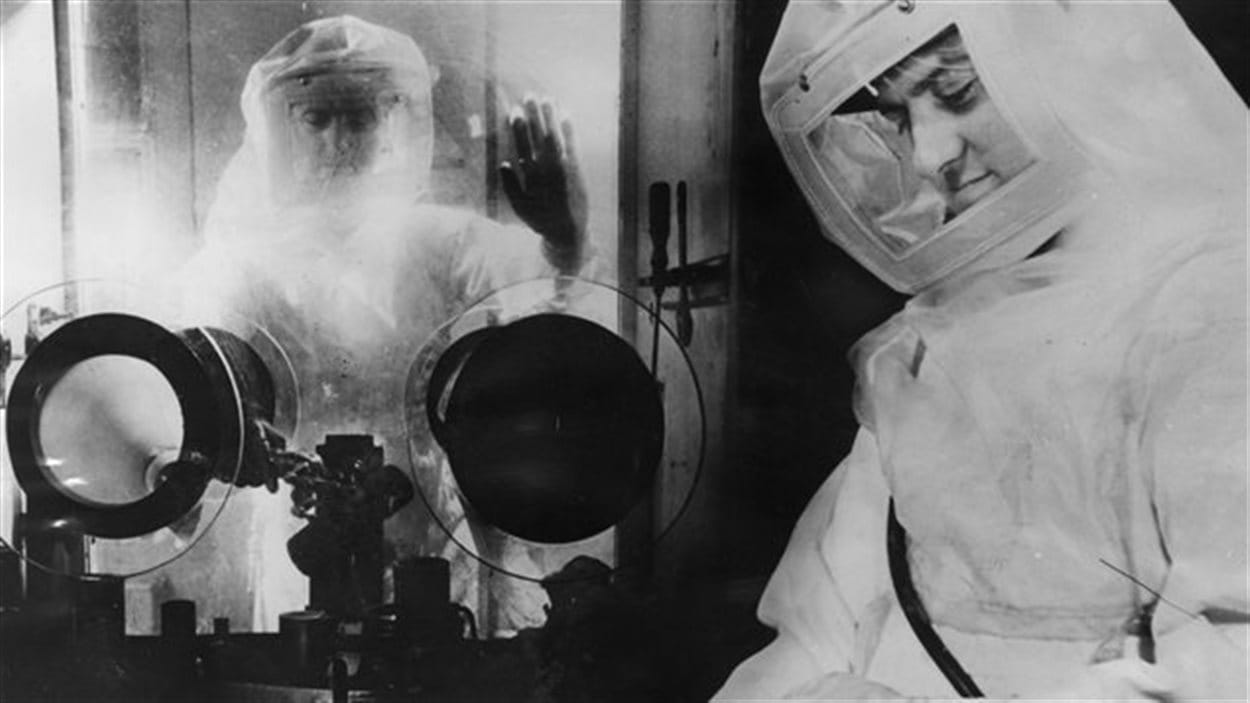 Techniciens du laboratoire de recherche de Chalk River, en Ontario