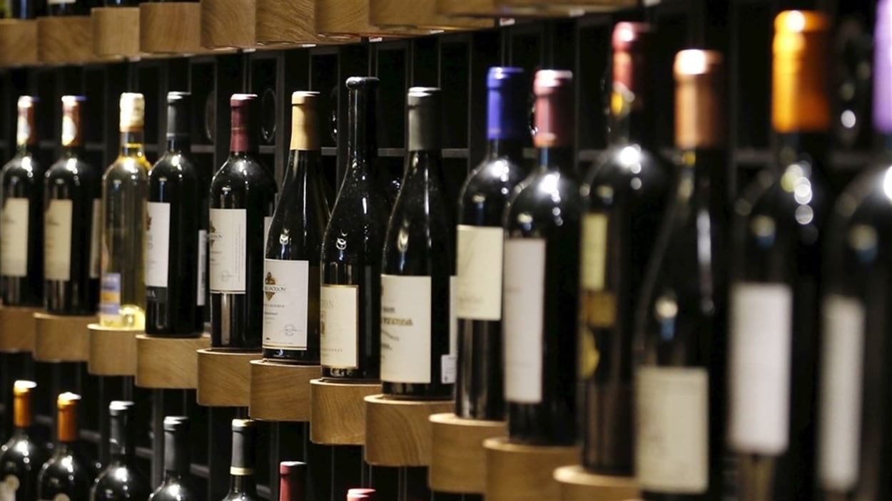 Des bouteilles de vin gagneront les épiceries d'ici la fin de l'année.