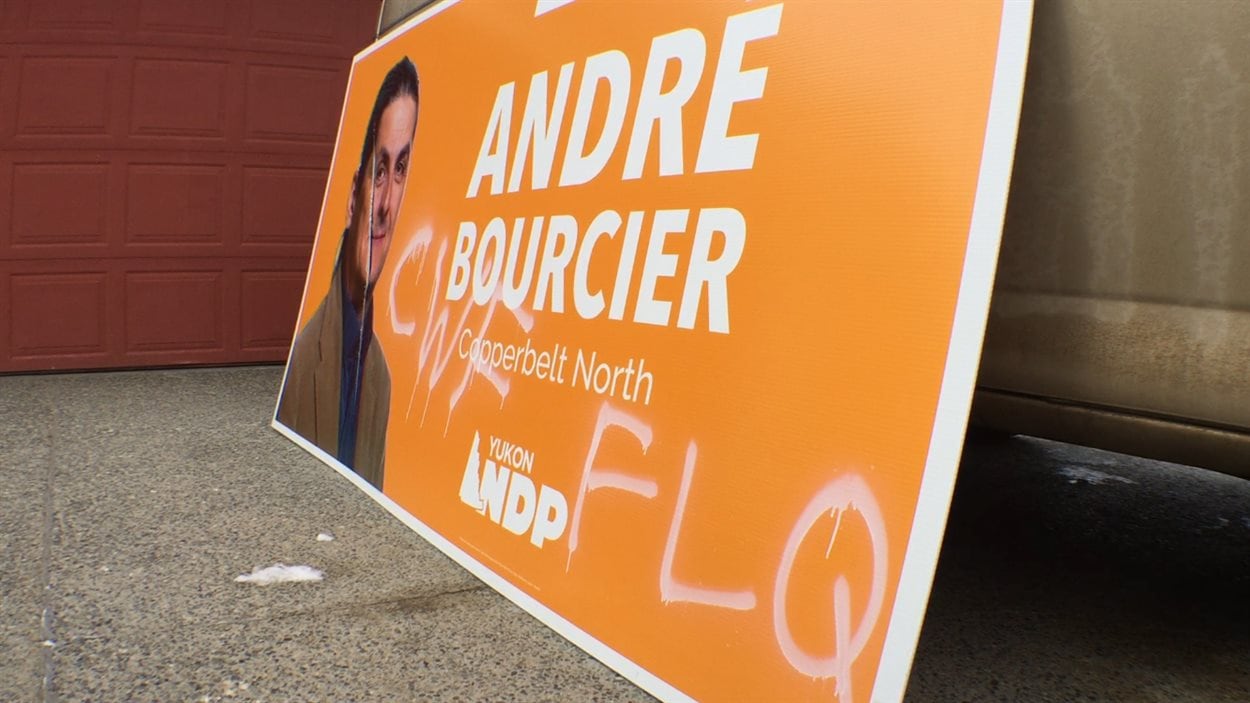 pancarte vandalisée