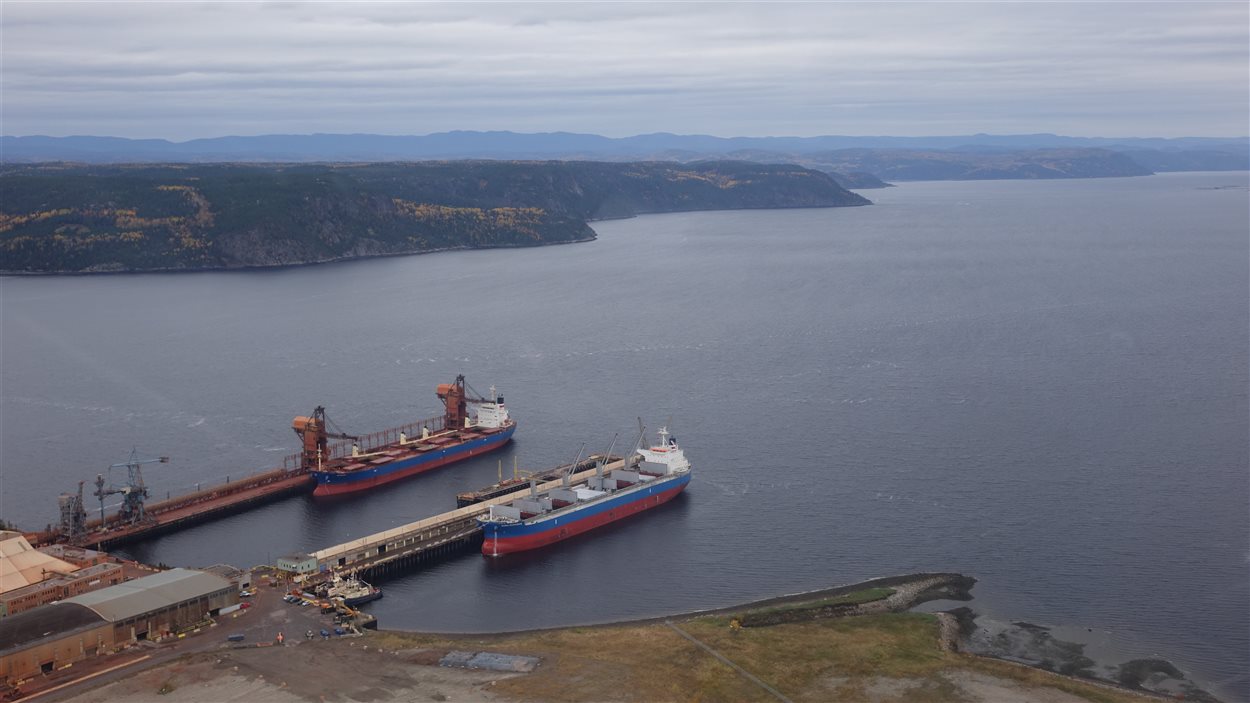 Le piètre état des brise-glaces de la Garde côtière compromet le commerce sur le Saint-Laurent