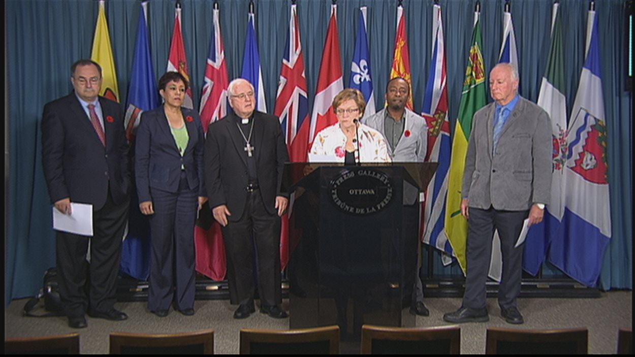 Dialogue Canada réclame le bilinguisme officiel à la Ville d'Ottawa.