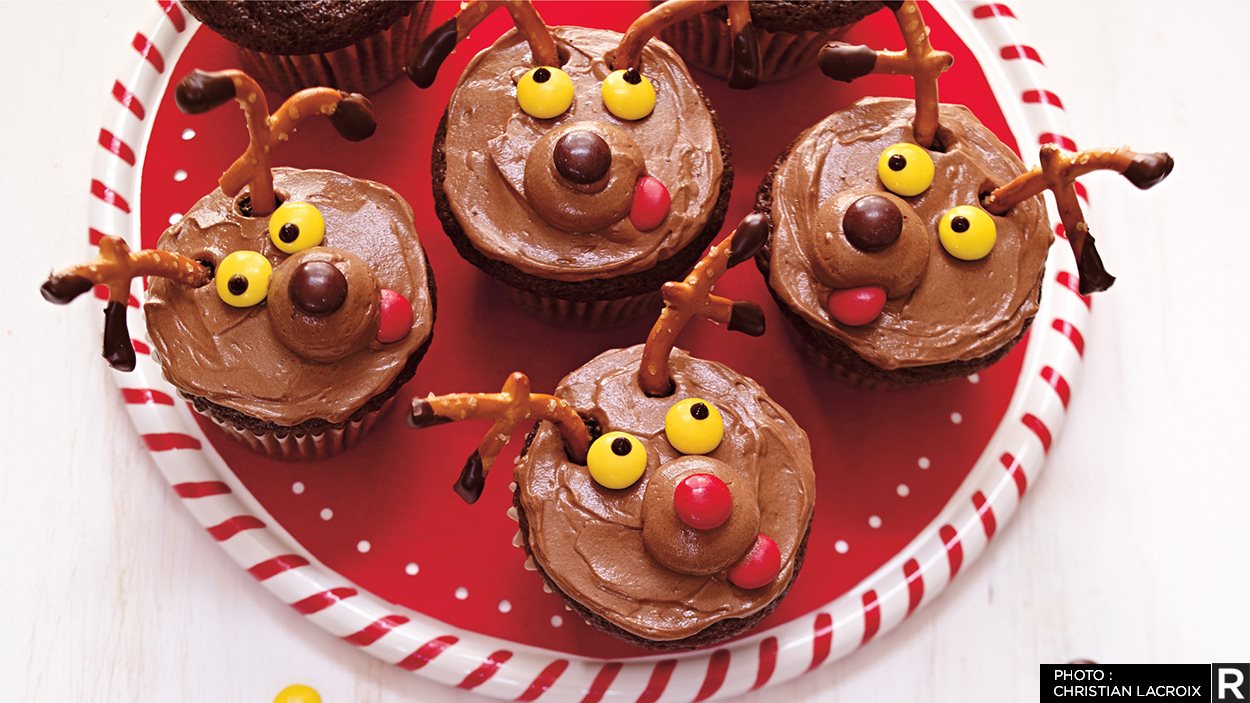 Cupcakes tout chocolat rennes de Noël - Recettes de cuisine Ôdélices