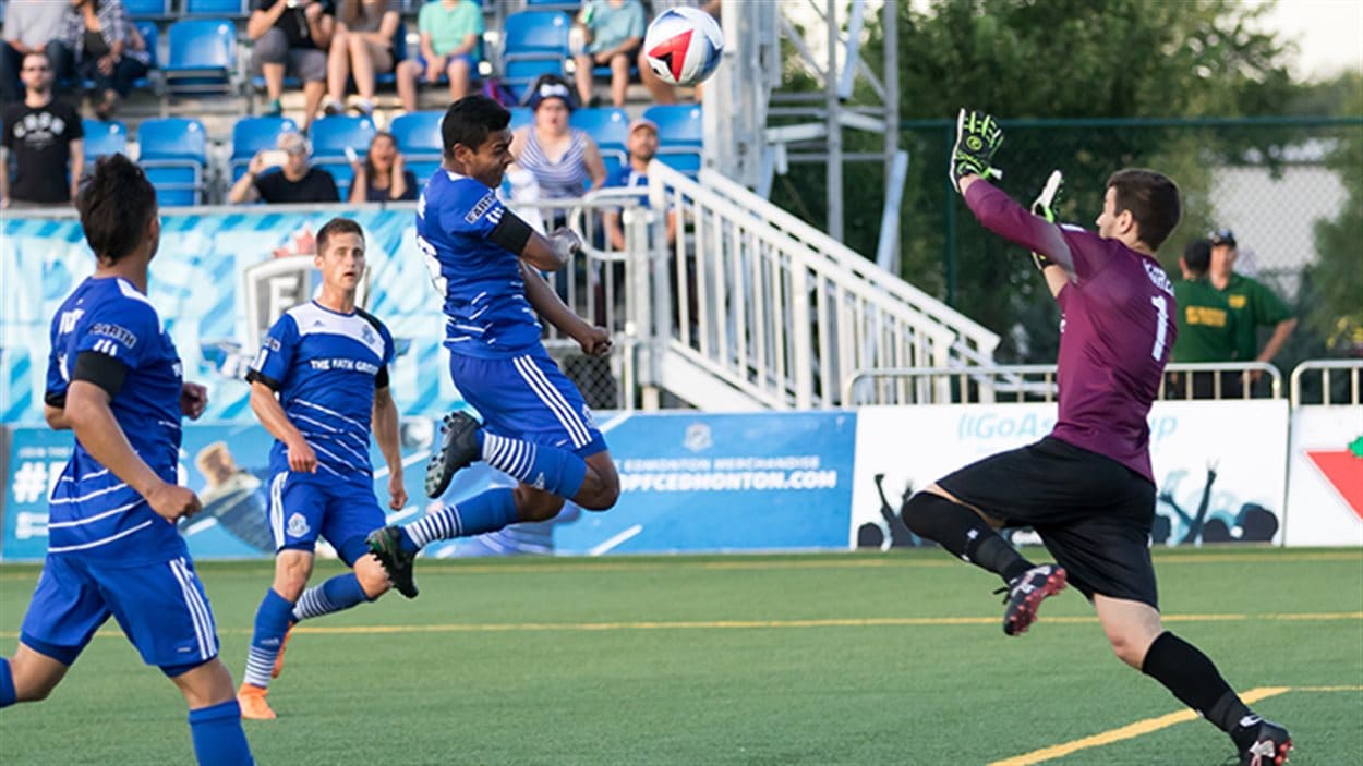 Le FC Edmonton à un match de la finale RadioCanada