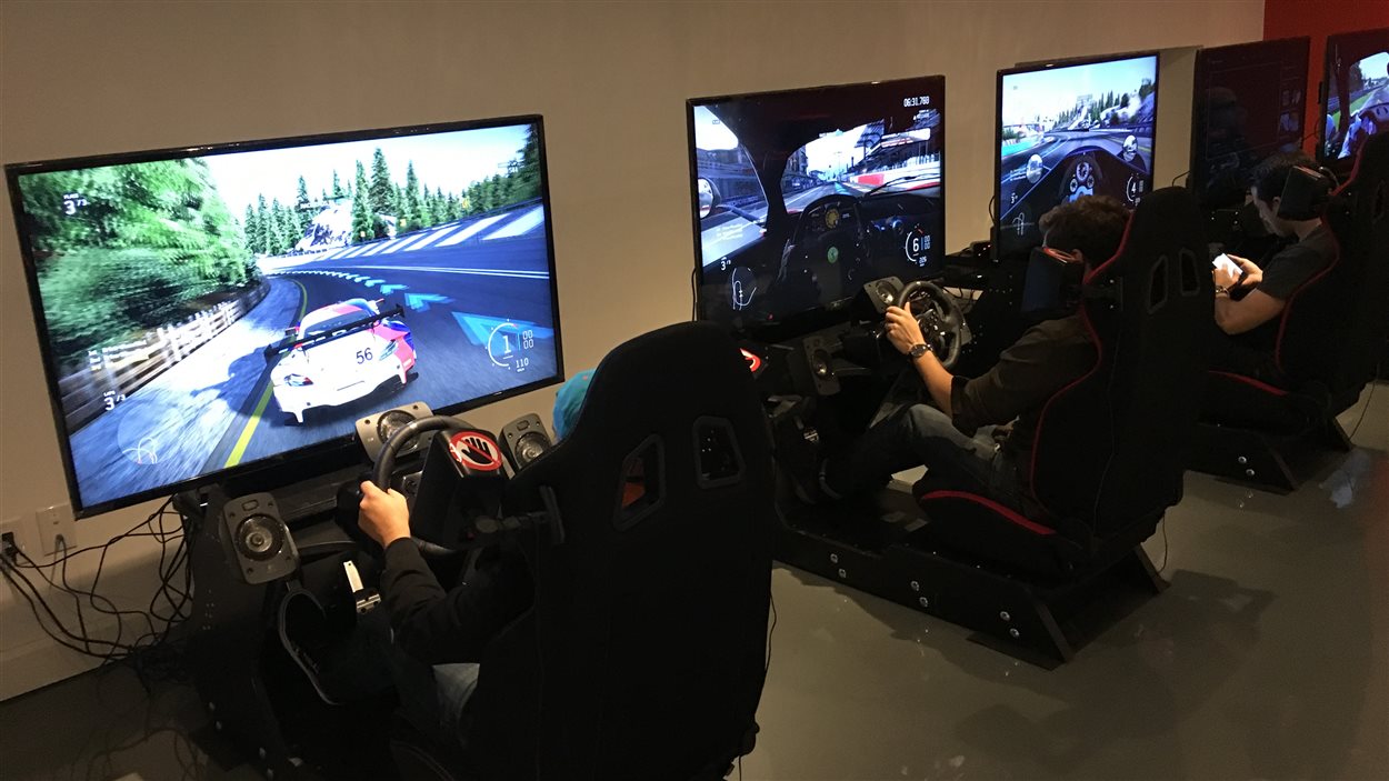 Un premier centre de simulation de course automobile à Toronto