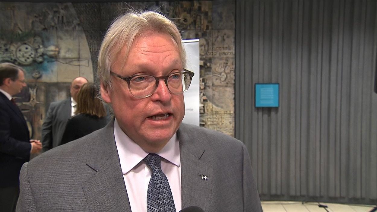 Le ministre de la Santé et député de La Pinière, Gaétan Barrette