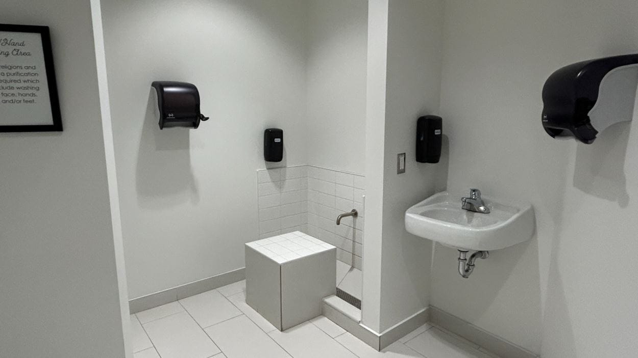 Salle de purification au Collège Cambrian.