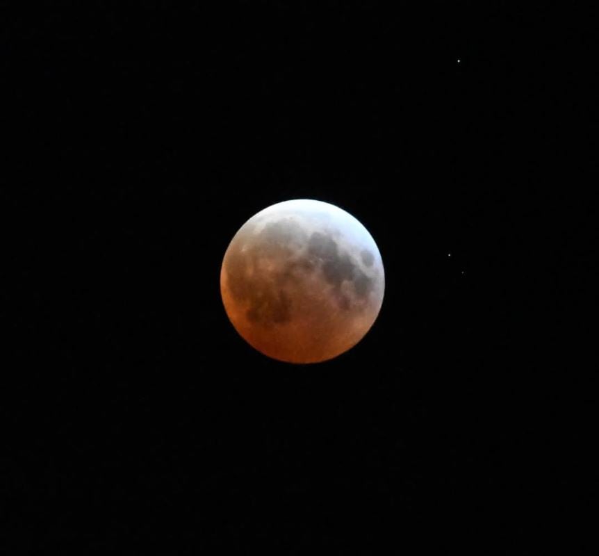 L’éclipse lunaire, vue de la Côte-Nord | Radio-Canada