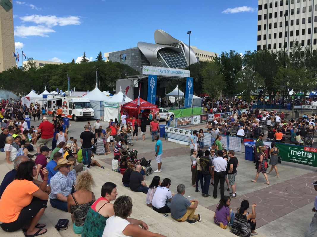 Des mets pour tous les goûts au Taste of Edmonton et au KDays Radio